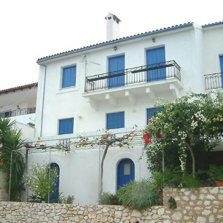Fey'S House Waterfront - Φισκάρδο Villa Exterior photo