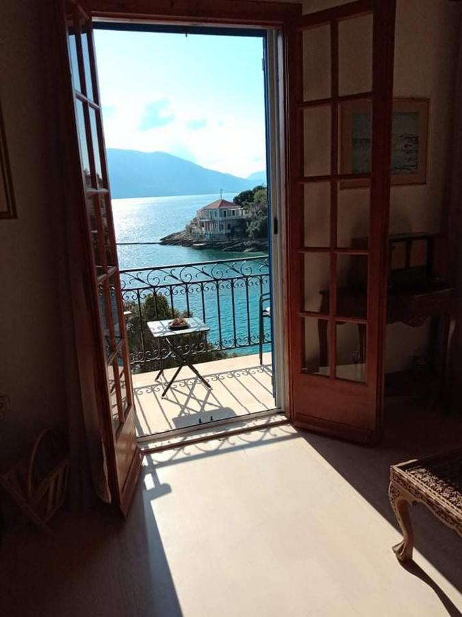 Fey'S House Waterfront - Φισκάρδο Villa Exterior photo